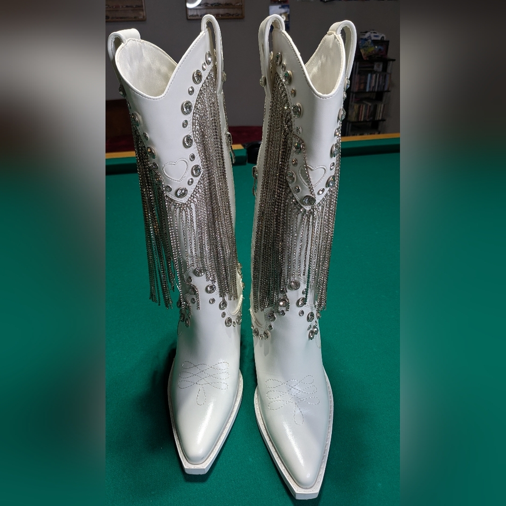 White Fringe Western Boots - Picture 5 of 12